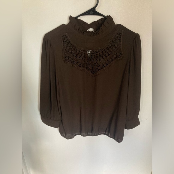 New York & Company long sleeve blouse in size Medium - Picture 1 of 4